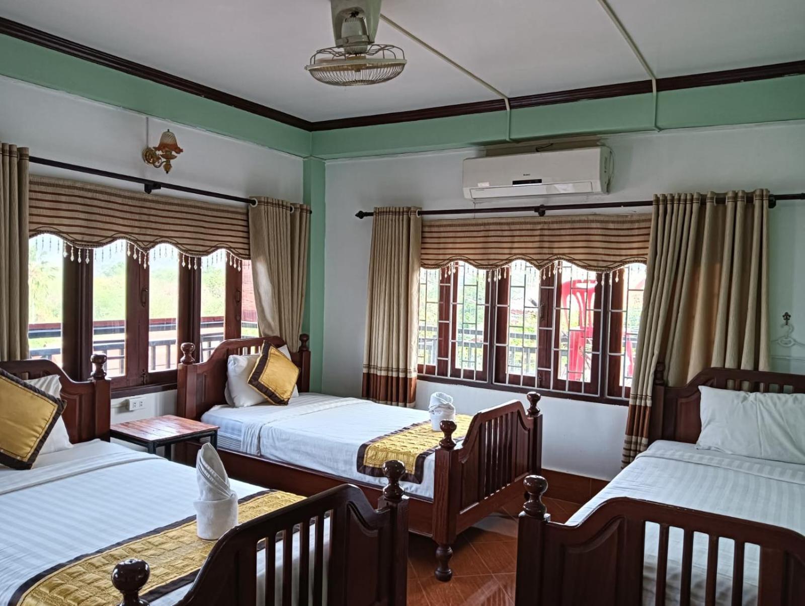 Bountang Mountain View Riverside Hotel Ванг Виенг Екстериор снимка