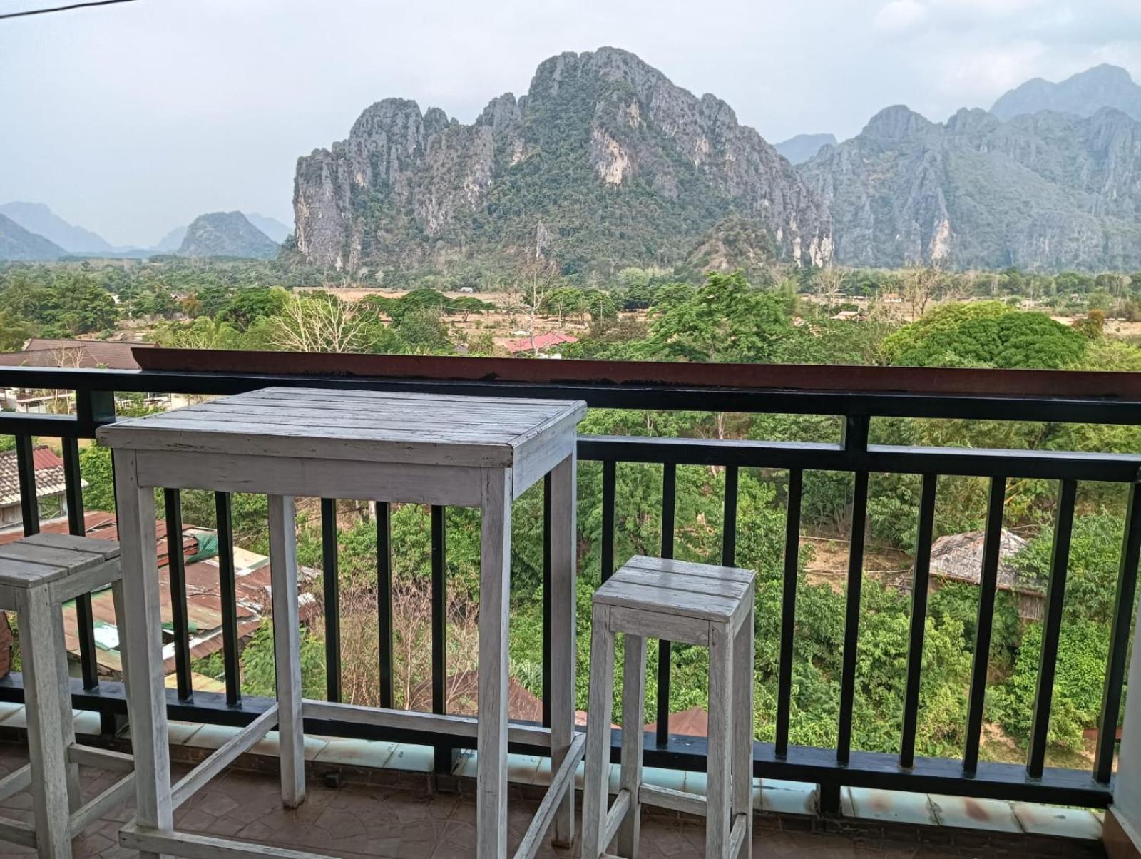 Bountang Mountain View Riverside Hotel Ванг Виенг Екстериор снимка
